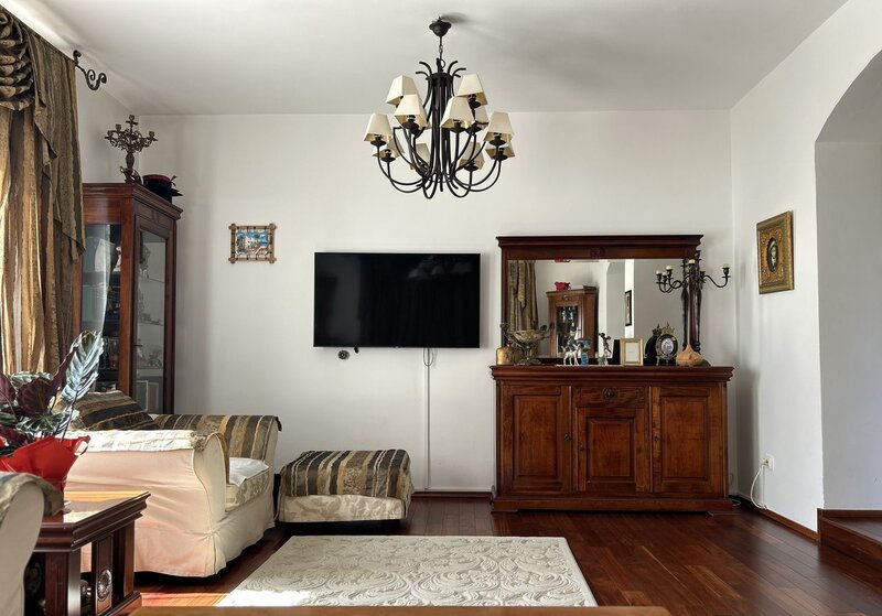 Otopeni vila cu design aparte, 4 camere, 205 mp, finisaje premium